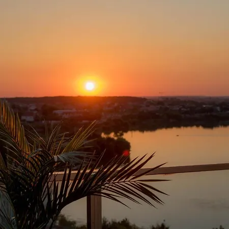 Cozy Special Lake View Apartamento Bucareste